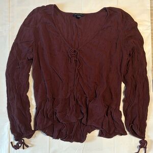 American Eagle Long-Sleeve Blouse/Shirt in Maroon (Size Small)